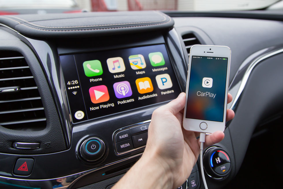 كل ما تريد معرفته عن أبل كار بلي Apple CarPlay